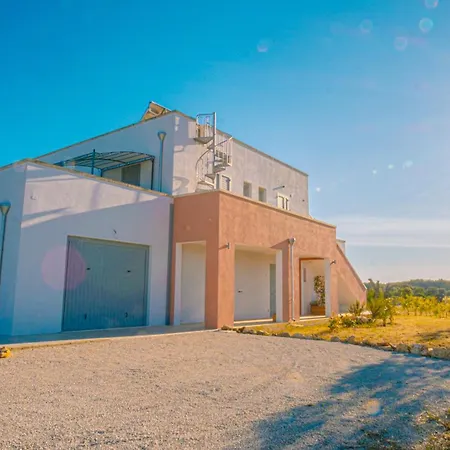 Tenuta Arbanoa בית חווה *